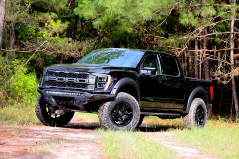 steeda-sharpens-the-f-150-raptor-with-muscle-grip-amp-sinister-style-2022-09-20_12-45-10_733528