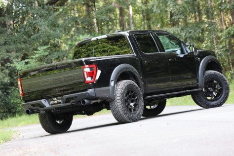 steeda-sharpens-the-f-150-raptor-with-muscle-grip-amp-sinister-style-2022-09-20_12-47-13_541622