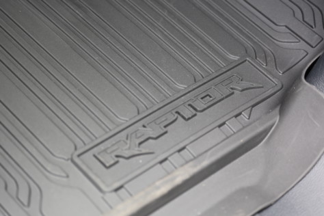 steeda-sharpens-the-f-150-raptor-with-muscle-grip-amp-sinister-style-2022-09-20_12-48-21_360632