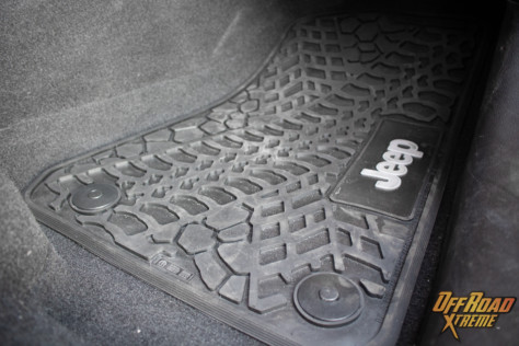 heavy-duty-usa-made-custom-designed-floor-mats-from-flextread-2022-10-12_15-41-41_347212