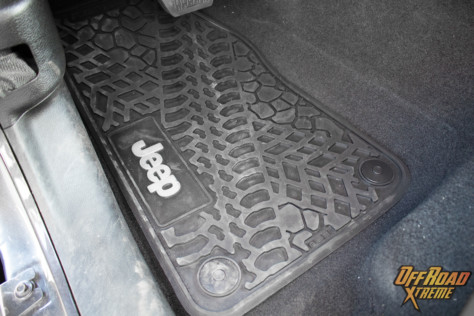 heavy-duty-usa-made-custom-designed-floor-mats-from-flextread-2022-10-12_15-42-16_742997