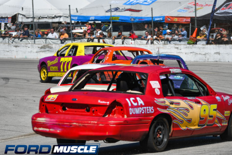 holley-and-nmra-provide-festival-of-ford-in-bowling-green-ky-2022-10-06_12-46-20_836194