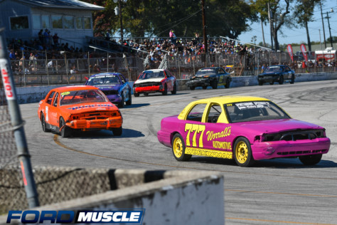 holley-and-nmra-provide-festival-of-ford-in-bowling-green-ky-2022-10-06_12-46-35_557680