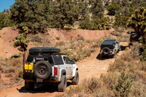 off-road-testing-toyos-new-open-country-rt-trail-hybrid-tire-2022-10-17_17-01-57_696437