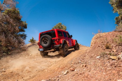 off-road-testing-toyos-new-open-country-rt-trail-hybrid-tire-2022-10-17_17-02-03_040449