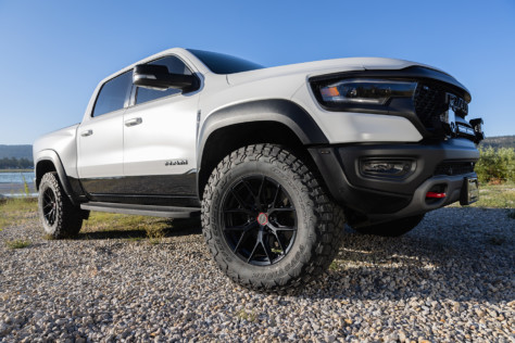 off-road-testing-toyos-new-open-country-rt-trail-hybrid-tire-2022-10-17_17-03-33_993871