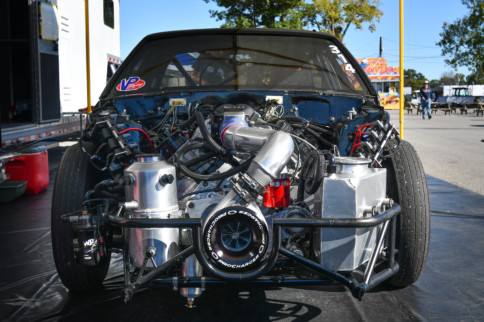 Watch World's First 7-Second Run By A 7.3L Godzilla