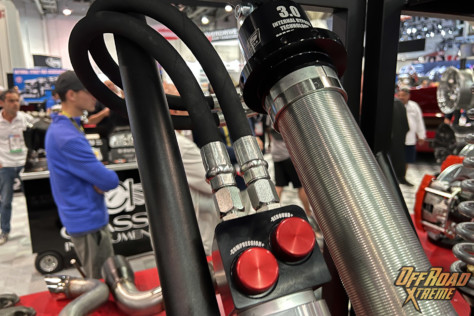 sema-2022-ads-shocks-from-holley-make-big-impact-2022-11-01_17-22-59_939519