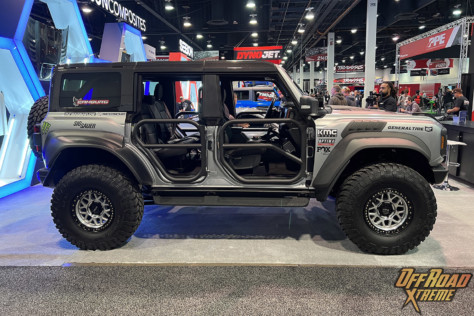 sema-2022-camburgs-bronco-raptor-gets-carbon-fiber-everything-2022-11-10_16-10-40_504732
