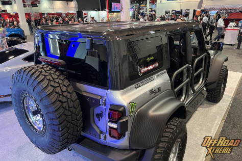 sema-2022-camburgs-bronco-raptor-gets-carbon-fiber-everything-2022-11-10_16-10-43_820165