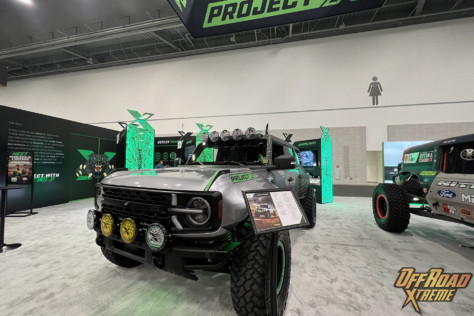 sema-2022-fun-runner-lt-bronco-is-lit-for-an-off-road-good-time-2022-11-03_13-59-10_008793
