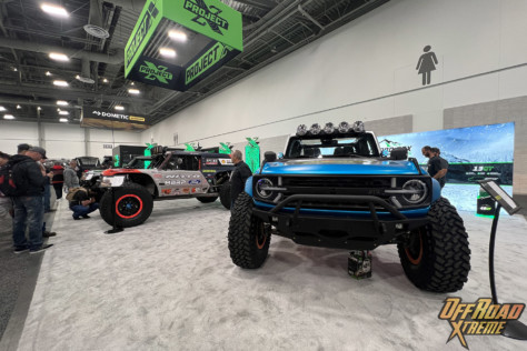 sema-2022-fun-runner-lt-bronco-is-lit-for-an-off-road-good-time-2022-11-03_13-59-26_149252