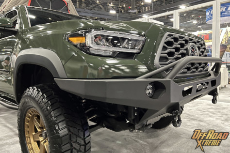 sema-2022-lta-introduces-first-injected-molded-fiberglass-truck-cap-2022-11-15_12-14-06_683566