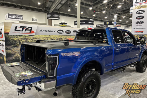 sema-2022-lta-introduces-first-injected-molded-fiberglass-truck-cap-2022-11-15_12-14-49_565588