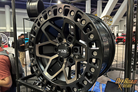 sema-2022-rtx-wheels-off-road-series-are-ruggedly-engineered-2022-11-09_13-09-39_093060