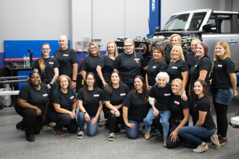 sema-2022-sema-buisnesswomens-network-unveils-female-built-bronco-2022-11-15_13-08-03_636637