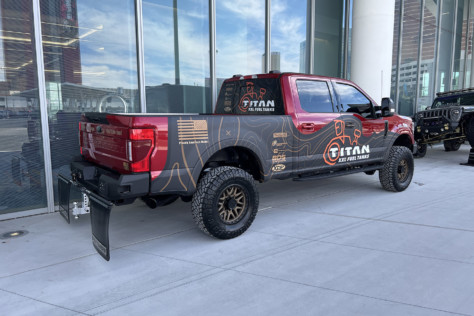 sema-2022-titan-delivers-long-range-capacity-for-gm-1500-diesels-2022-11-22_13-09-33_820733