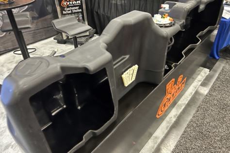 sema-2022-titan-delivers-long-range-capacity-for-gm-1500-diesels-2022-11-22_13-09-54_067708