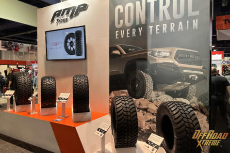 sema-2022-twg-is-making-big-moves-with-dirty-life-wheels-2022-11-18_13-27-30_549631