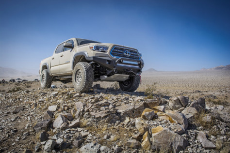 sema-2022-twg-is-making-big-moves-with-dirty-life-wheels-2022-11-21_11-48-18_536153