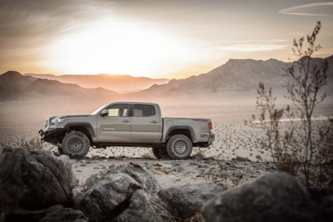 sema-2022-twg-is-making-big-moves-with-dirty-life-wheels-2022-11-21_11-48-26_607336