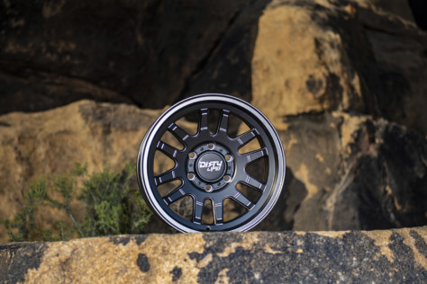 sema-2022-twg-is-making-big-moves-with-dirty-life-wheels-2022-11-21_11-51-12_695301