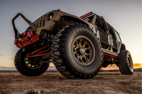 sema-2022-twg-is-making-big-moves-with-dirty-life-wheels-2022-11-21_11-52-53_724291