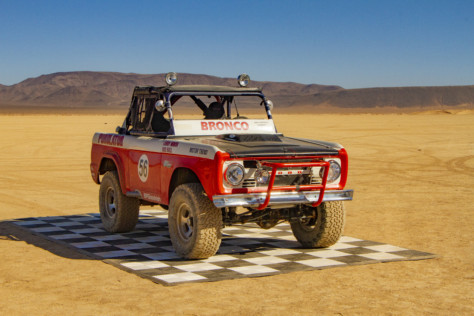 jay-lenos-garage-goes-out-for-a-rip-with-rod-halls-1968-ford-bronc-2022-12-20_14-48-28_904964