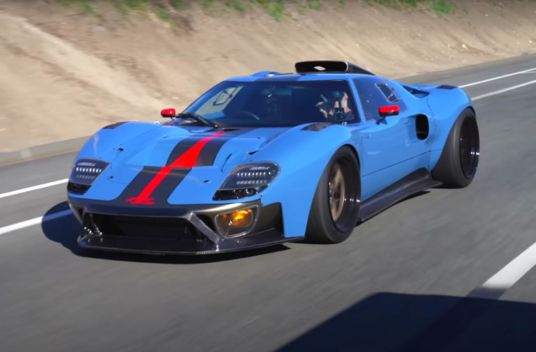 Wide Body GT40 Screams At 8,000 RPM With 5.2L Aluminator