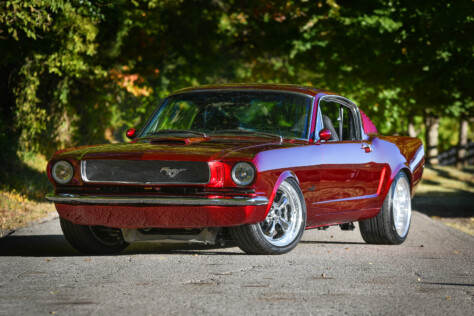 1965-mustang-dazzles-with-beautiful-paint-and-a-modern-engine-2023-01-31_10-32-24_655717