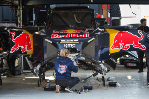 dakar-rally-2023-half-way-mark-with-red-bull-off-road-junior-team-2023-01-09_17-06-10_985405