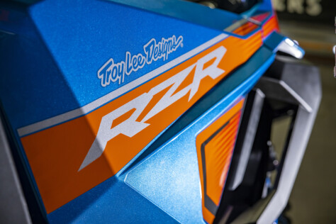 polaris-reveals-vibrant-troy-lee-designs-limited-edition-rzr-pro-r-2023-01-30_16-52-37_160208