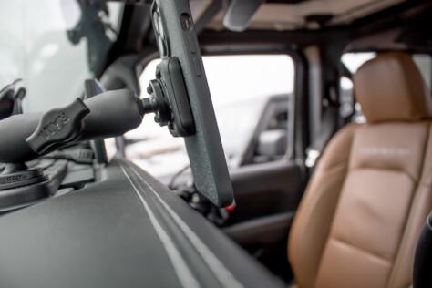 off-road-gear-guide-for-utv-and-sxs-accessories-gadgets-2023-02-17_19-23-24_790755