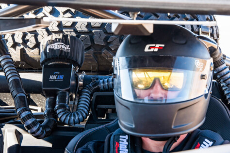 off-road-gear-guide-for-utv-communication-and-navigation-accessories-2023-02-17_12-03-40_745136