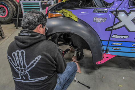 what-it-takes-to-race-prep-for-king-of-the-hammers-with-blake-wilkey-2023-02-02_19-39-41_224341