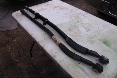 Why An Adjustable Track Bar Needs To Be Part Of Your Leveling Kit