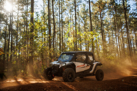 2024-polaris-rzr-xp-brings-rugged-upgrades-and-more-power-2023-03-06_09-03-20_602305