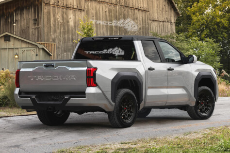2024-toyota-tacoma-leaked-out-and-the-hype-is-real-2023-03-30_12-50-48_423808