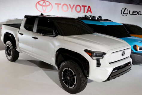 2024-toyota-tacoma-leaked-out-and-the-hype-is-real-2023-03-30_12-50-54_292787