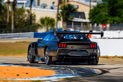 30-plus-images-of-the-all-new-mustang-gt3-on-the-track-2023-03-24_11-34-24_966947
