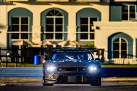30-plus-images-of-the-all-new-mustang-gt3-on-the-track-2023-03-24_11-35-00_520983