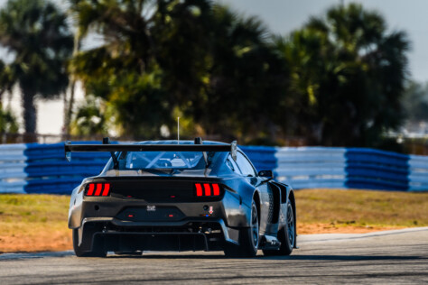 30-plus-images-of-the-all-new-mustang-gt3-on-the-track-2023-03-24_11-36-47_986241