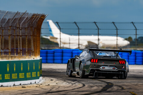 30-plus-images-of-the-all-new-mustang-gt3-on-the-track-2023-03-24_11-40-04_352893