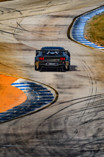 30-plus-images-of-the-all-new-mustang-gt3-on-the-track-2023-03-24_11-40-38_767043