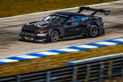 30-plus-images-of-the-all-new-mustang-gt3-on-the-track-2023-03-24_11-41-13_879717