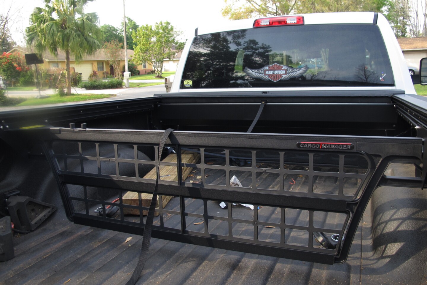 tonneau cover