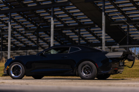 dave-holloways-camaro-zl1-looks-to-be-a-drag-strip-menace-2023-03-29_14-47-44_402553