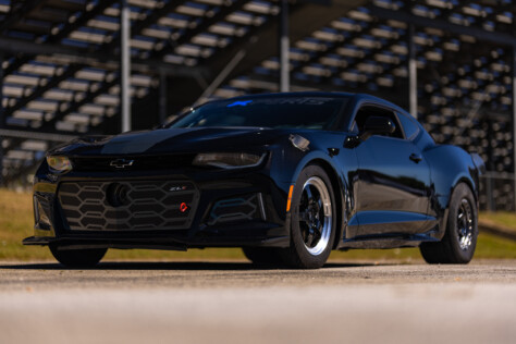 dave-holloways-camaro-zl1-looks-to-be-a-drag-strip-menace-2023-03-29_14-49-25_263612