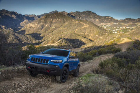 end-of-an-era-jeep-cherokee-halts-production-2023-03-28_15-21-19_135963