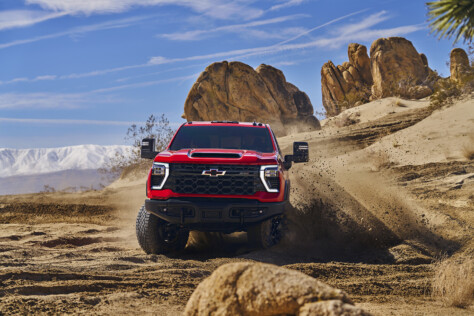 2024-chevrolet-silverado-hd-zr2-bison-is-a-heavy-duty-animal-2023-04-21_13-39-46_313472